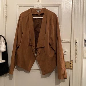 Cropped light jacket